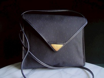 【老時光 OLD-TIME】早期少見二手古董包YSL肩背包