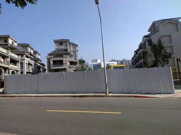近家樂福.輕軌建地｜新北市淡水區公司田段