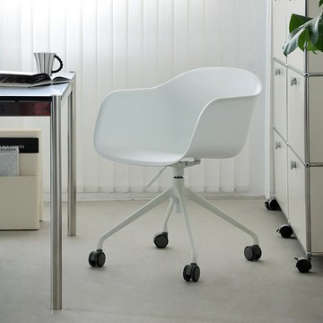 【含稅/免運】 北歐現代簡約舒適電腦椅設計師靠背辦公椅可升降帶扶手滾輪會議椅