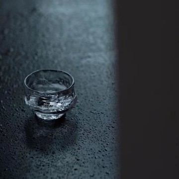 四閑堂融明設計師手作琉璃 碣石杯 品杯 茶杯 酒杯 威士忌杯