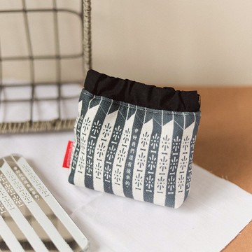 【口金包】通花鐵閘