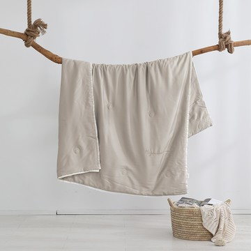 300織琉璃天絲™涼被(150x190cm) / 奶茶米 / 清淺典雅 / HOYACASA