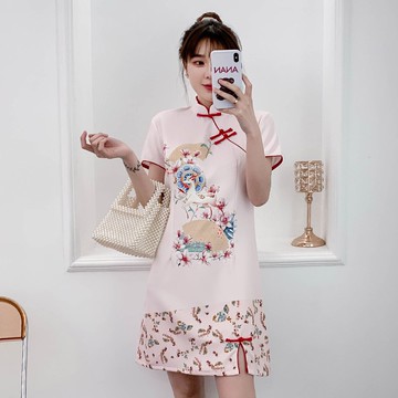流行優雅粉色顯年輕氣質連衣裙春夏新款改良國風扇面印花旗袍