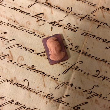 法國玻璃人物碧玉浮雕飾品鑲崁素材