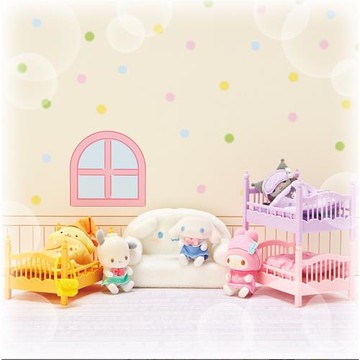 日本三麗鷗美樂蒂玉桂狗帕恰狗酷洛米公仔玩偶小床鋪沙發微型擺件