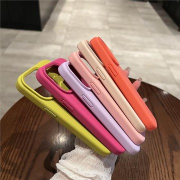 umj適用于iPhone16pro手機殼真液態防指紋16pm純色膚感防摔蘋果15plus新款14proMax13全包12高級感保護套男女