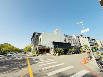 逢甲文修公園第一排大面寬角地｜台中市西屯區福星段