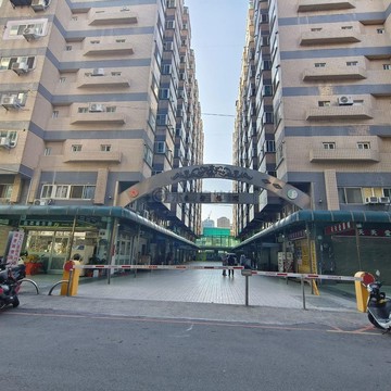 南屯好市多~全新整理美套房+平車｜台中市南屯區東興西街
