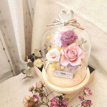 康乃馨愛心花盅 母親節禮物 不凋康乃馨