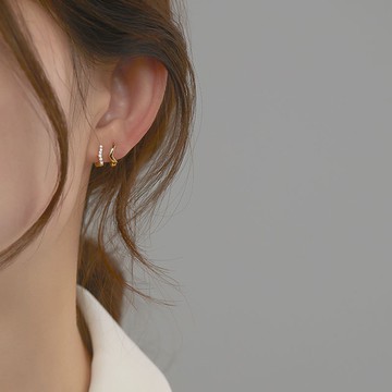 整隻純銀耳環  V形圓圈耳環 銀色/金色【UME】S925純銀耳環/圈圈耳環