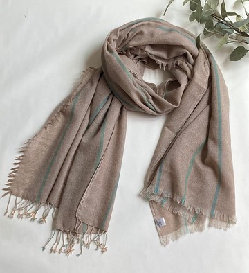 手工編織羊絨薄紗披肩