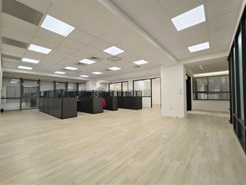 《玖都銀河》一層一戶精裝辦公室３車｜新北市林口區仁愛路二段