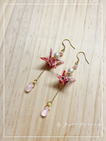 緋紅鶴鳴珍珠月亮石耳環