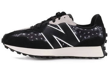 327 PAISLEY PACK - BLACK WHITE