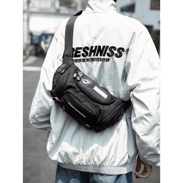 斜挎包包男潮牌學生單肩背包多功能潮酷機能胸包腰包高級感郵差包