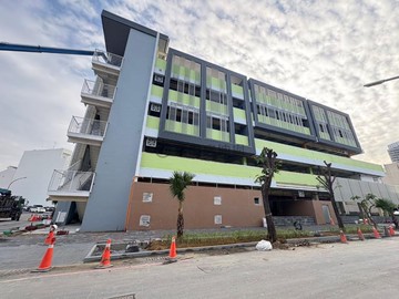 北區鄭仔寮重劃區雙店面電梯朝南豪邸會所｜台南市北區海安路三段