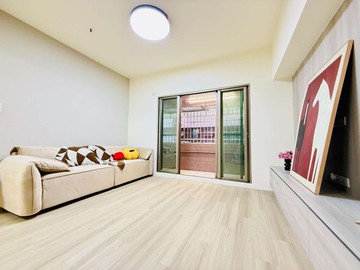 亞灣新區新光綠廊道全翻新三房平車｜高雄市苓雅區新光路