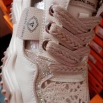 2024夏季新款厚底增高松糕女休閑鞋子透氣百搭時尚小白鞋涼鞋女