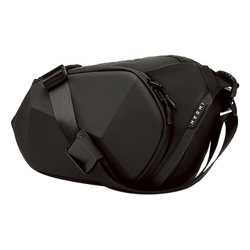 HESHI 幾何潮流系列 防撞硬殼胸包 TY-03  36 x 21 x 7cm  黑色