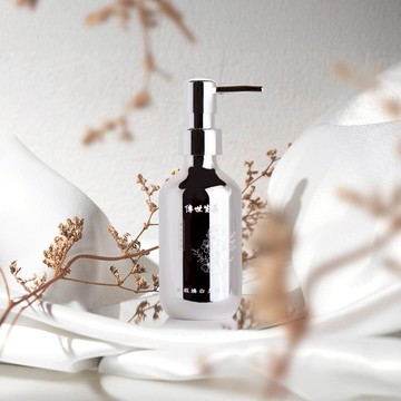 【傳世生藥®】頂級日本珍珠(高含量15g) 煥白身體乳 300ml