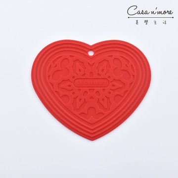 Le Creuset 心形隔熱墊 桌墊 餐墊 櫻桃紅  [美學生活]
