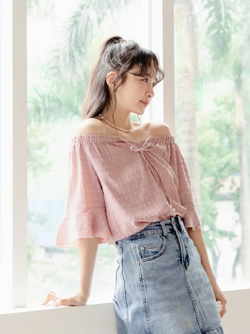 2 WAY立體紋理珍珠綁帶上衣