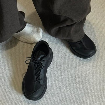 黑色男鞋2026新款運動鞋夏季透氣網面鞋戶外通勤慢跑鞋徒步赤足鞋