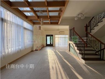 原村獨棟美景莊園別墅｜台中市北屯區東山路二段