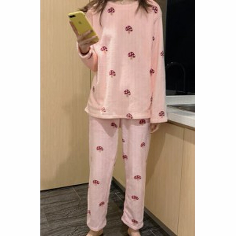 ルームウェア パジャマ 寝巻 白 ピンク イエロー グレー ベージュ ブルー パープル キャラクター きのこ 可愛い オシャレ 楽 リラックス 通販 Lineポイント最大1 0 Get Lineショッピング
