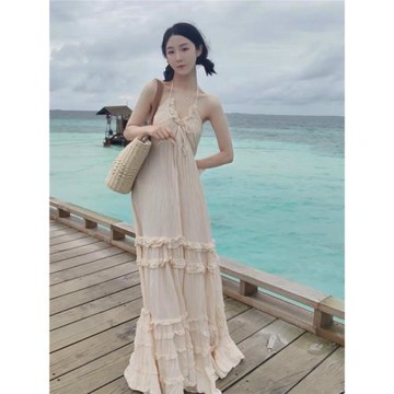 法式性感純欲風泰國海邊度假連衣裙女三亞性感吊帶蛋糕露背長裙子