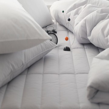 基調 高密度純棉60支加大尺寸綁帶固定式床墊  亮灰色  Q(160x205cm)