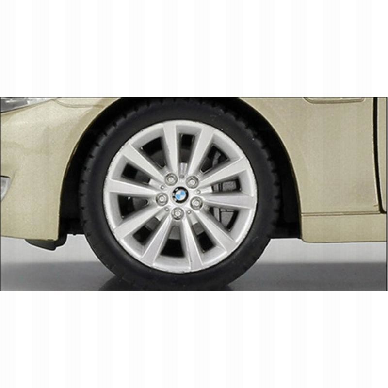 1/24 BMW 535i ミニカー 模型 合金 モデルカー 3カラー | LINE