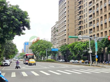 雙捷運生活圈｜中山國中學區｜民生金碧園靜巷華廈｜台北市中山區合江街