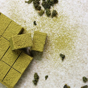 炭焙烏龍 生巧克力 (140g/盒)