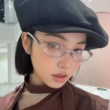 新款GM同款愛心鑲鉆眼鏡女高級感橢圓小框網紅時尚凹造型平光鏡