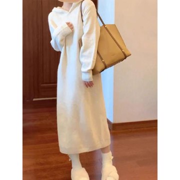 連帽針織連衣裙女秋冬裝新款中長款慵懶風加厚浣熊絨套頭毛衣裙