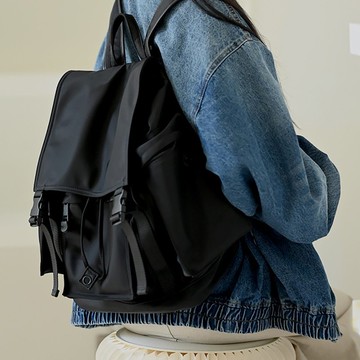 休閒風-方袋束口防水大後背包-黑色