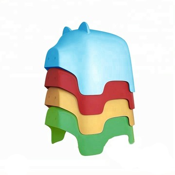 小豬椅 普普風 童趣 塑料材質 穿鞋椅 矮凳 C STT011