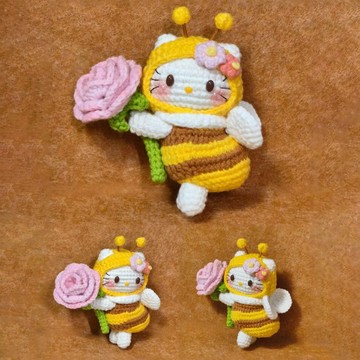 送敎程💡編織HelloKitty蜜蜂造型毛綫玩偶材料包手工掛件送閨蜜DIY鈎針 dut手作材料包 情侶手作小物 手做玩偶