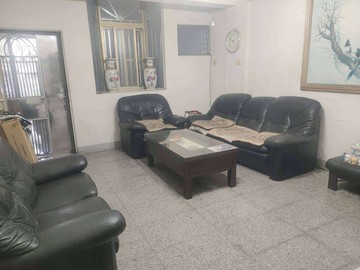 亞灣夢時代車庫別墅喜歡出價談｜高雄市前鎮區鎮原街