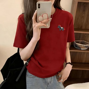 臺灣出貨 正肩純棉短袖 小馬刺繡短袖 T恤女 夏季上衣 洋氣百搭短袖 酒紅色上衣 寬鬆短袖 女裝 短袖女 百搭上衣