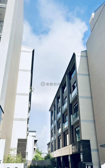 高雄大學 東區別墅 寧靜致遠 大氣面寬 專任委託｜高雄市楠梓區大學三街