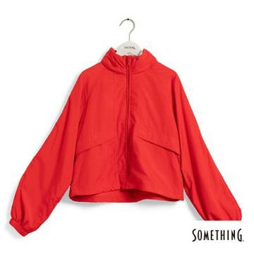 SOMETHING 女裝 可收帽輕薄風衣外套-紅色