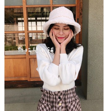 「拉兒小舖」 台灣現貨 韓妞款 素面 羊羔毛漁夫帽 絨布遮陽帽 盆帽 大頭圍 加大帽圍 毛絨帽