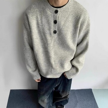 2025秋冬美式復古重磅淺灰色針織衫慵懶風亨利領紐扣圓領毛衣男潮鑫弘-衣錦男裝