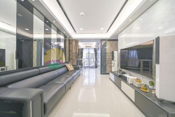 巨蛋捷運站｜三房平車｜屋況極佳｜高雄市左營區保靖街