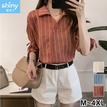 【V2450-1】shiny藍格子-瑕疵特賣．條紋前短後長綁帶袖上衣