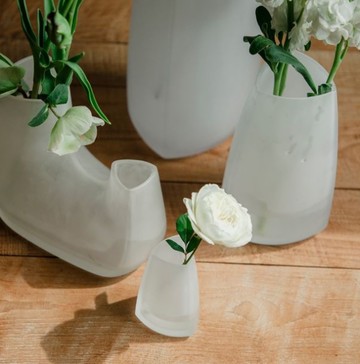 日本KINTO TRE造形花瓶10cm-霧白