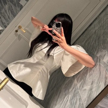 ˏˋ 𝐻𝑒𝑦 𝑆𝑝𝑟𝑖𝑛𝑔 - ̗̀ 🌷⛅️ ̖́‎chic 韓國夏季法式洋氣輕奢泡泡袖氣質修身宮廷百搭襯衫上衣