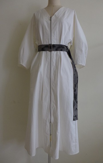 鐵鏽染腰帶打摺洋裝